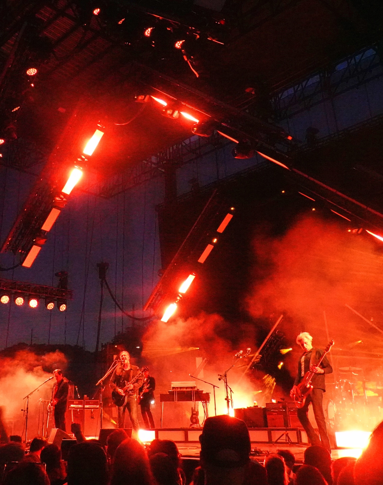 Queens of the Stone Age